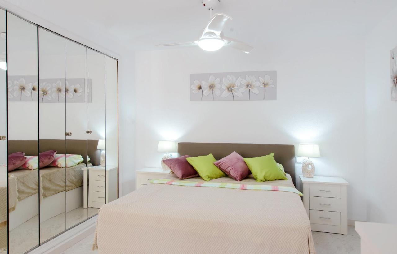 Holiday Suite Playa Del Cura 또레비에하 외부 사진