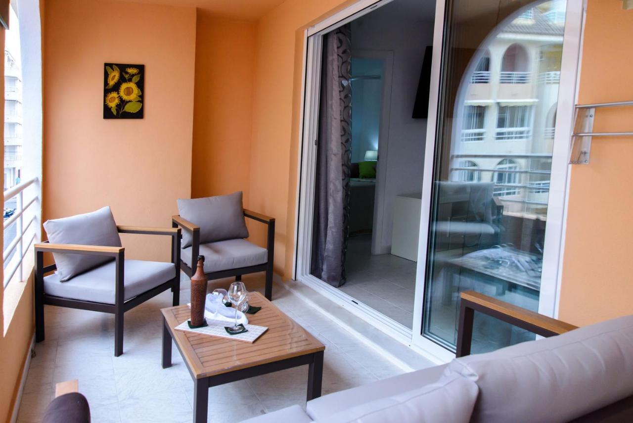 Holiday Suite Playa Del Cura 또레비에하 외부 사진